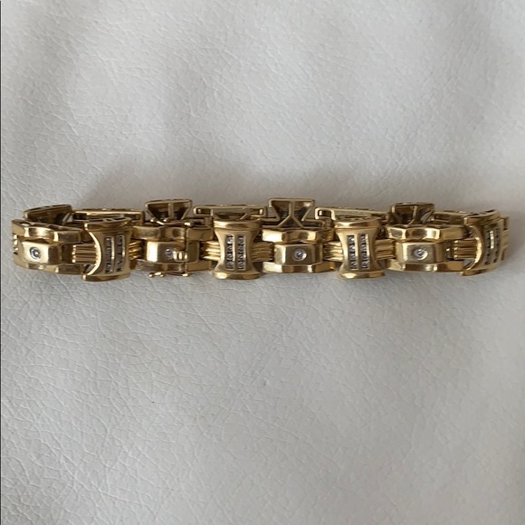 14k Yellow Gold Diamond bracelet - Picture 3 of 9